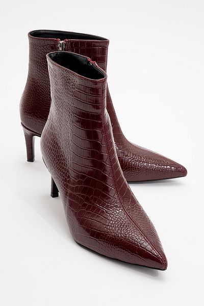 LuviShoes NOYA Burgunderfarbene Damenstiefel mit spitzer Zehenpartie und dünnem Absatz
