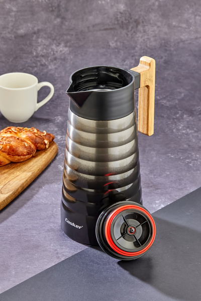 Cooker 2 Liter Double Layer Stainless Steel Thermos with Bamboo Handle, 12 Hours Warm 24 Hours Cold Keeping Capacity