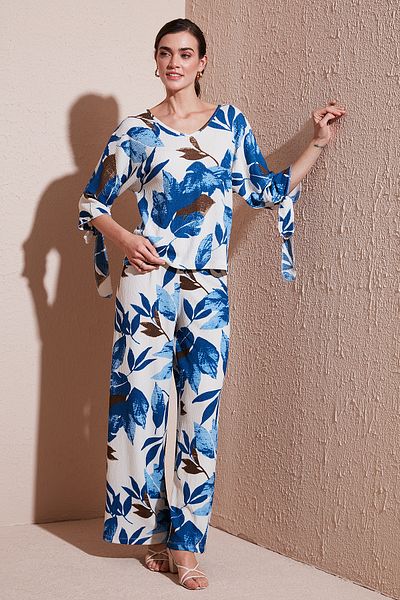 Lela Patterned Regular Fit Three Quarter Sleeve V-Neck Bottom-Top Suit 5865357