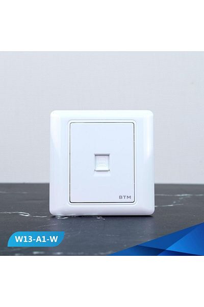 Btm Single computer socket, white, twisted