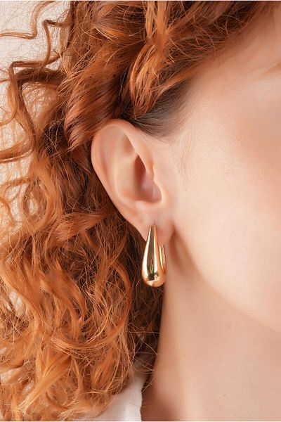 Çlk Accessories Xuping أقراط بيضاوية سميكة ملونة غير قابلة للرمي 35629