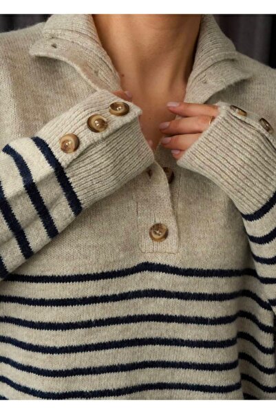 Qu Style ÇİZGİLİ POLO YAKA BEJ RENGİ KAZAK