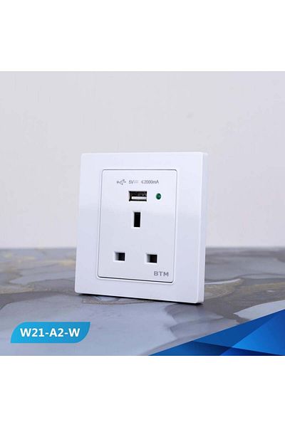 Btm مقبس 13 أمبير بمنفذ USB، لون أبيض - 6 قطع