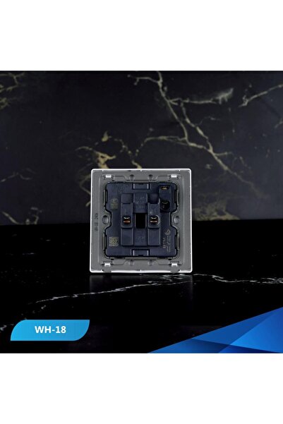 Btm بيانو خشبي أبيض ثلاثي المقبس 13 أمبير - 6 قطع