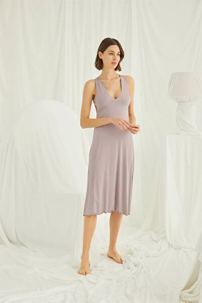 MONAMİSE Дамска нощница с деколте на гърдите и гърба, бродерия и дантела, с разрез 18442