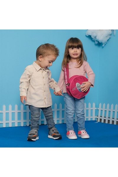 kids A more A More Girl's Messenger Bag Fuchsia