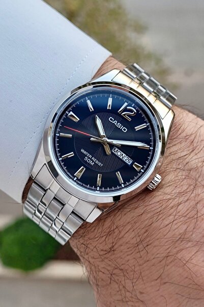 Casio Kadranı Lacivert Kordonu Gümüş Renk Erkek Kol Saati