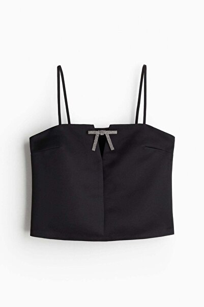 H&M بلوزة بحمالات وتفاصيل فيونكة