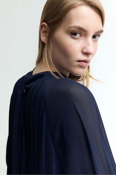 H&M Pleated chiffon dress