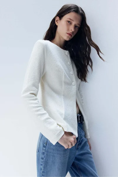 H&M كارديجان بخصر