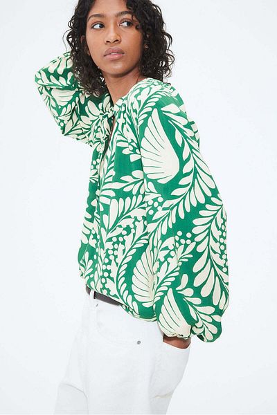 H&M Balloon-sleeved blouse