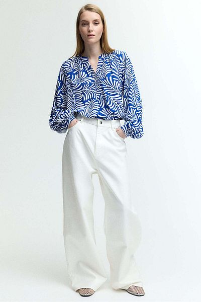 H&M Balloon-sleeved blouse