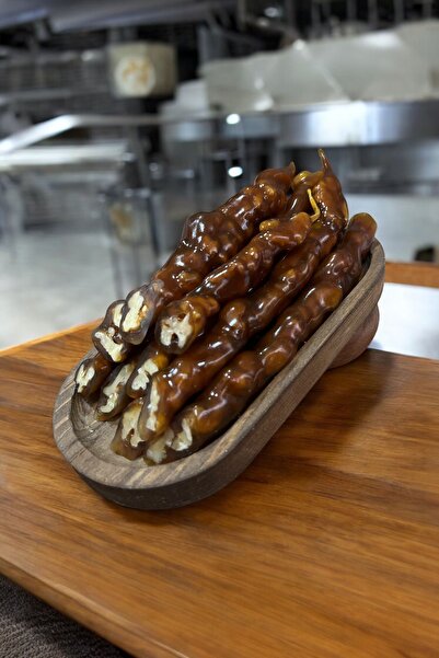 Kuruyemiş Dükkanı 1972 Maraş Cevizli Köy Sucuğu (Yeni Mahsul) 400 gram