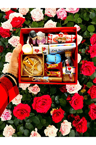 HediyeKombini Sevgiliye Sevgililer Günü Hediyesi Lüks Kare Kutuda Hediye Seti...