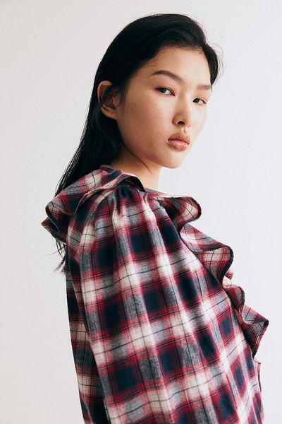 H&M Flounce-trimmed blouse