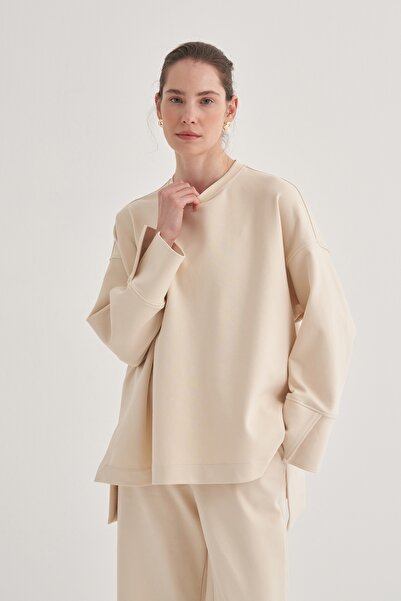 EBU Prive Γυναικεία μπλούζα με μπεζ μανίκια, λεπτομερής επεξήγηση, ατσάλινη