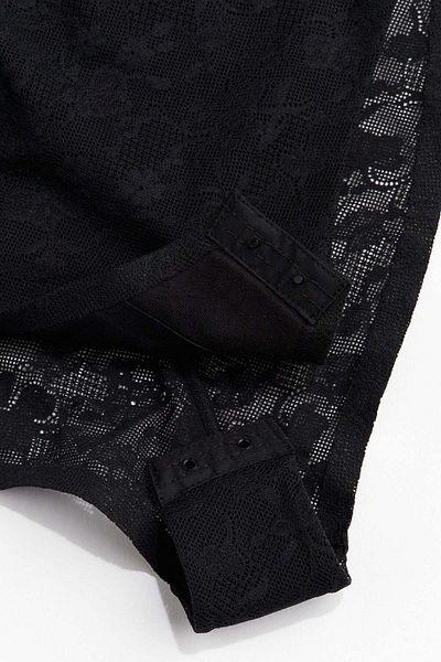 H&M Light Shape Lace body