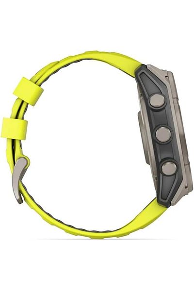 Garmin FENIX 8 - 51 MM, SOLAR, SAPPHIRE TITANIUM WITH AMP YELLOW/GRAPHITE SILICONE BAND