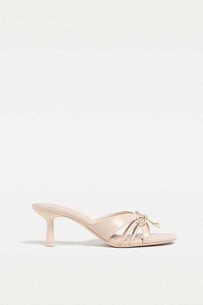 Stradivarius Heeled sandals with bow