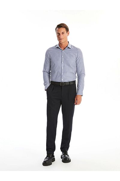 LC Waikiki Ανδρικό πουκάμισο LCWAIKIKI Formal Navy Blue Slim Fit μακρυμάνικο ριγέ ποπλίνα