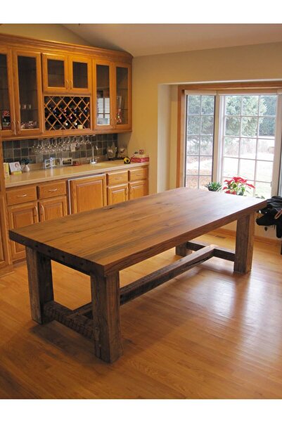 HİKİOE CEVİZ RENGİ YEMEK MASASI