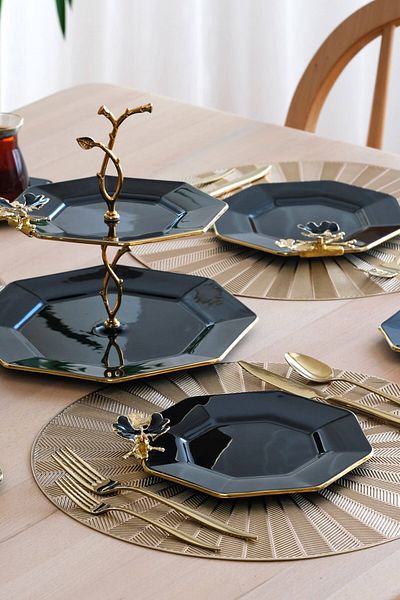 Glore Dolmabahce Octagonal Black Gold Gilded 6-Person 25-Piece Cake Tea Treat Set