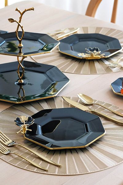 Glore Dolmabahce Octagonal Black Gold Gilded 6-Person 25-Piece Cake Tea Treat Set