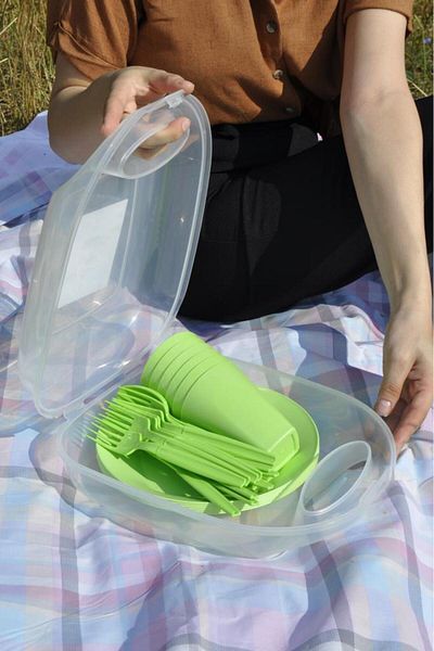 Saban 32 Piece Eco Picnic Set (green)