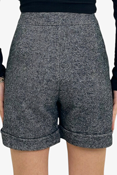 VAGGON Kadın Siyah Duble Paça Çift Cepli Kışlık Kaşe Şort