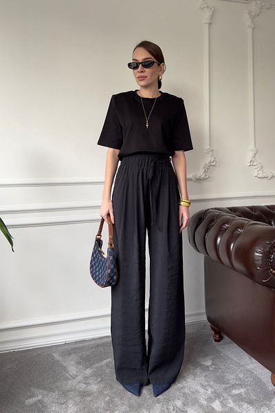 MAGARDE Loose Trousers with Elastic Waist - Black