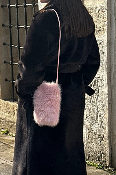 Mollycrush Γυναικεία βελούδινη τσάντα με λουράκι σε ροζ χρώμα |   Μοντέλο Γού...