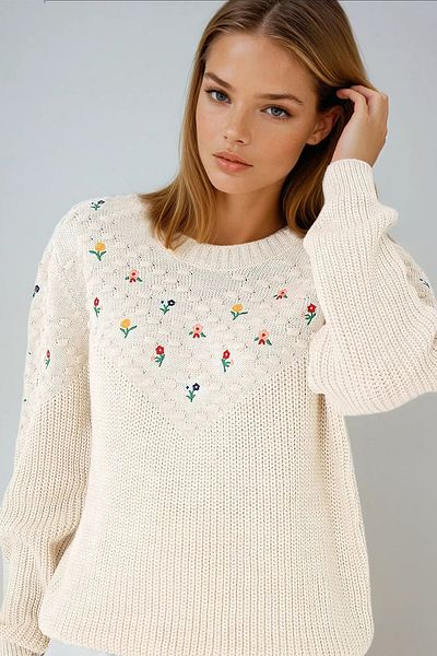 VAGGON Women's Ecru Oversize Embroidered Premium Sweater