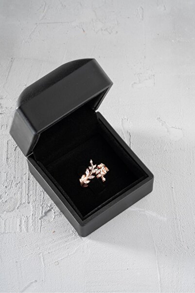 Nereze 925 Ayar Gümüş Işıklı Kutuda Zirkon Taşlı Rose Zeytin Dalı Gümüş Yüzük