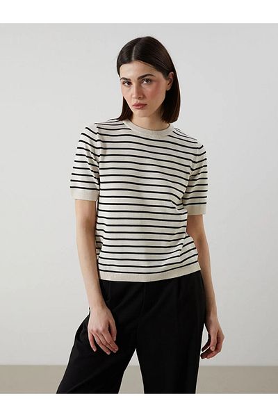 LC Waikiki Γυναικείο πλεκτό πουλόβερ LCW Vision Μαύρο Crew Neck ριγέ