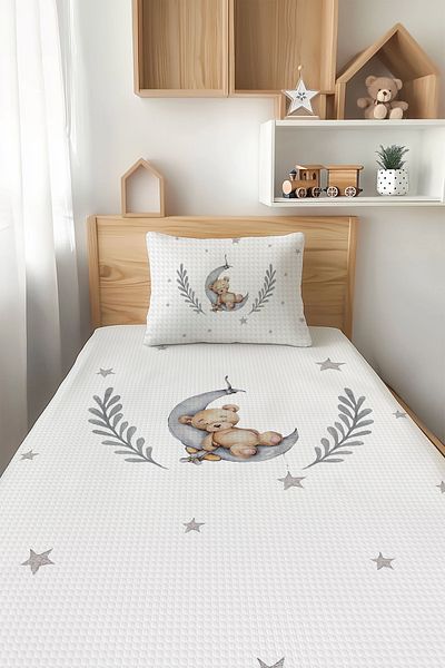 Şen Dekorasyon Bear Sleeping on the Moon 4 Seasons Children's Pique Set