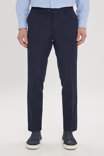 AC&Co / Altınyıldız Classics Férfi Slim Fit sötétkék rugalmas klasszikus nadrág