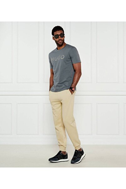 HUGO Men's Round Neck Large Logo Short Sleeve Regular Fit Cotton Anthracite T-Shirt 50534622 -086