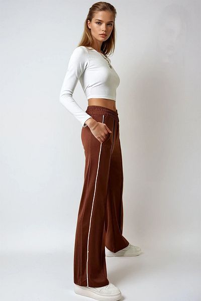 VAGGON Women's Tile Side Stripe Front Double Pocket Retro Trousers
