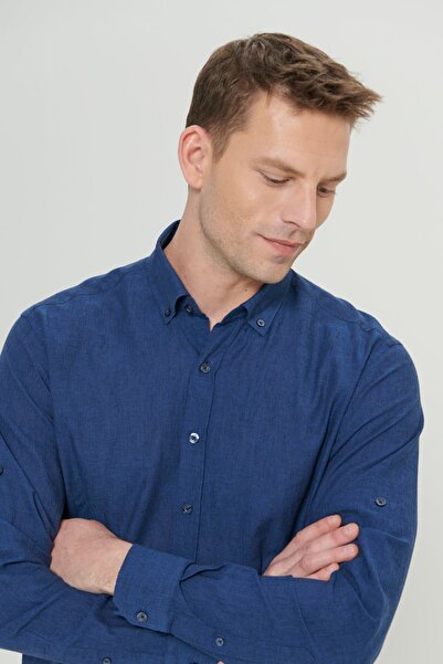 AC&Co / Altınyıldız Classics Pánské povlečení Indigo - Pohodlný střih ležérní košile s límečkem s knoflíkem