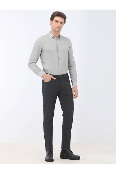 Kip Lässige, gewebte Hose aus Baumwollmischung im Slim Fit