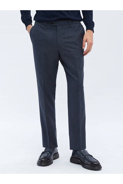 Kip Hellmarineblaue, klassische Hose mit körperbetonter Passform und Leinwandbindung