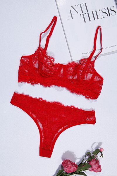 VentLingerie Red Bralette Set