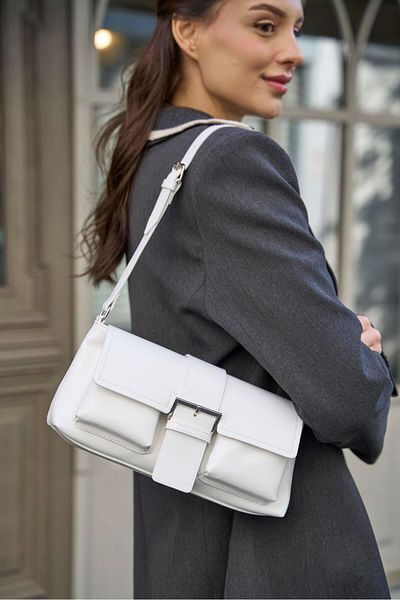 Madamra Weiße beschichtete Hand- und Umhängetasche für Damen