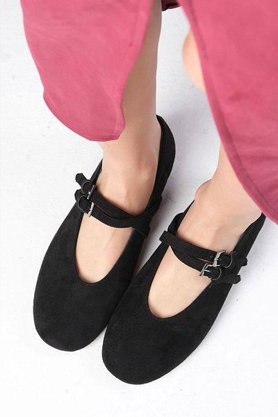 Mio Gusto Daria Women's Ballerinas with Black Color Scarf