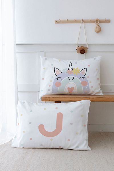 Tuğba Kuğu Μαξιλαροθήκη 2 τεμαχίων με μοτίβο Unicorn - Salmon, 50x70, Letter J