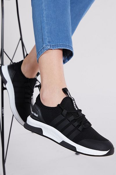 PowerSpeed Unisex Black White Comfortable Fit Striped Lace-Up Sports Shoes