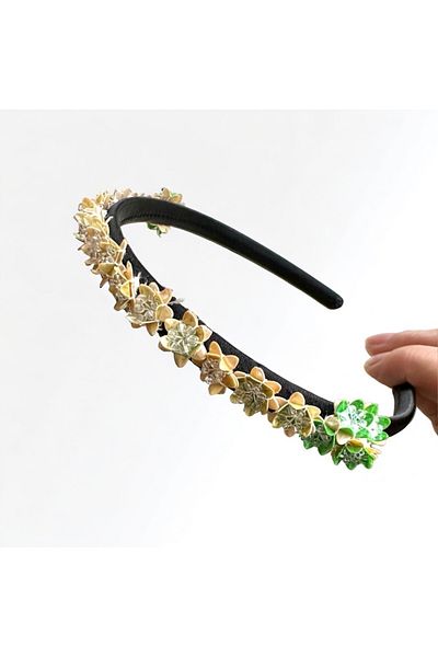 alsaccessories Culoarea neagră Coroana cu model de flori crem în mijlocul coroanei cu pietre albe pe margi Coroana de păr cu flori verzi