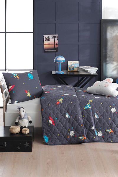Eponj Home Set cuvertură de pat matlasată Space bleumarin