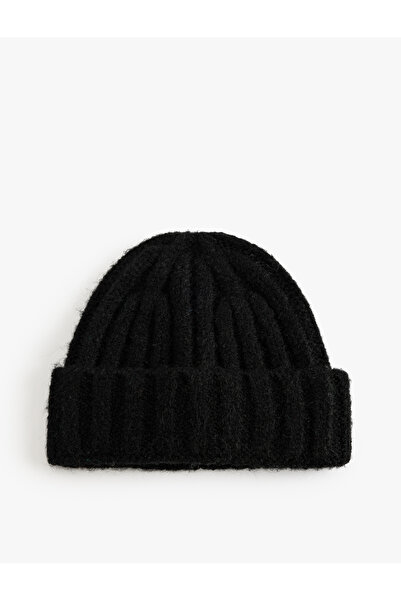 Koton Beretă de bază cu textura moale - Detaliu tricotat