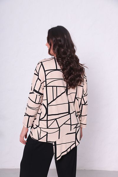 THE CABIN Women's Plus Size Asymmetrical Cut Design Blouse